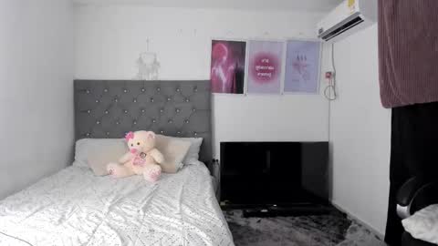          online show from February 13, 11:50 pm