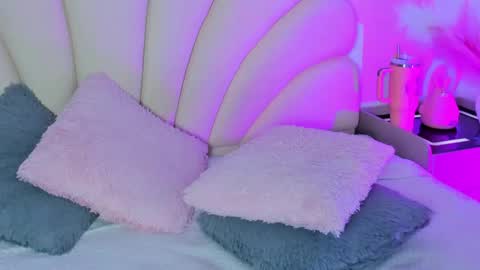 Angel online show from May 7, 4:21 pm