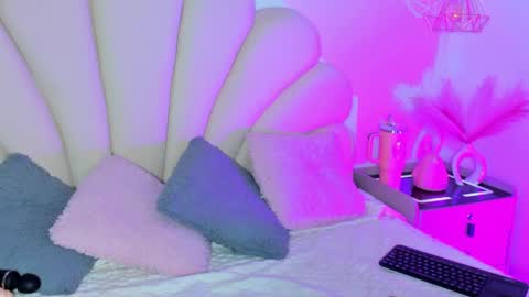 Angel online show from June 3, 2:33 pm