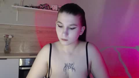 Angel online show from October 9, 12:53 pm