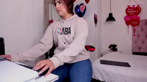 angel hardy online show from February 23, 12:20 pm