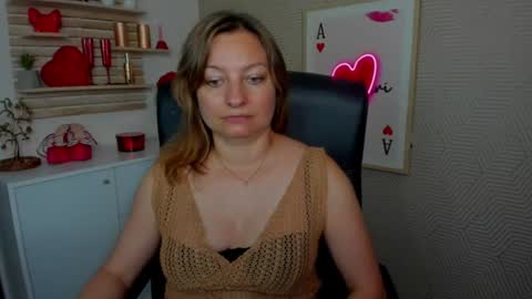Angela online show from June 29, 5:25 am