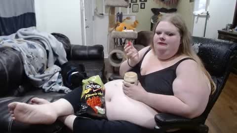 Angelduster521 online show from April 12, 6:05 am