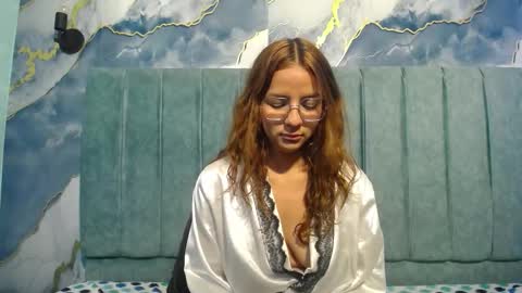 angel online show from December 3, 4:09 pm