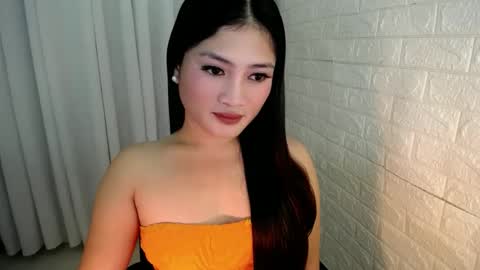 Angie online show from March 4, 9:11 pm