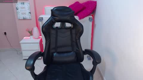 angeli online show from September 19, 6:01 am