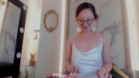 ANGELINA   online show from September 20, 12:25 pm