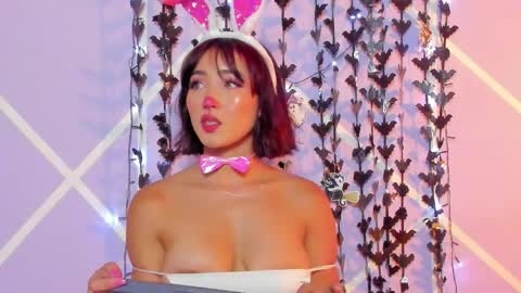 Angelique Murphy online show from October 18, 7:44 am