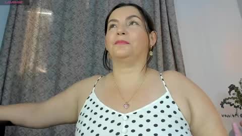 ANGIE online show from September 13, 3:53 pm