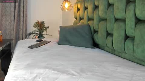 ANGIE online show from October 23, 4:57 pm