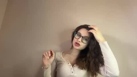 Lisa online show from October 8, 11:14 am