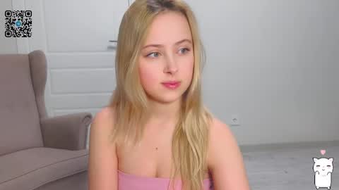 Im Chloe  i do FLASH BOOBS for new fan club online show from March 17, 12:03 am