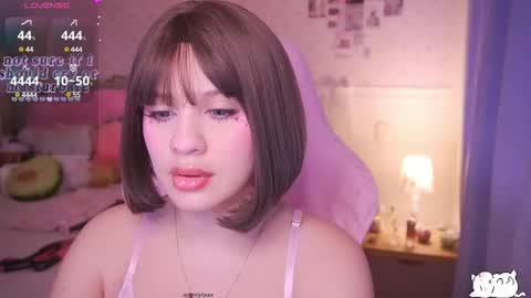 Angel online show from February 10, 11:15 am