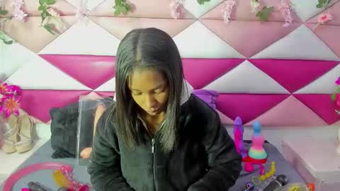 Anyega online show from April 21, 12:34 pm