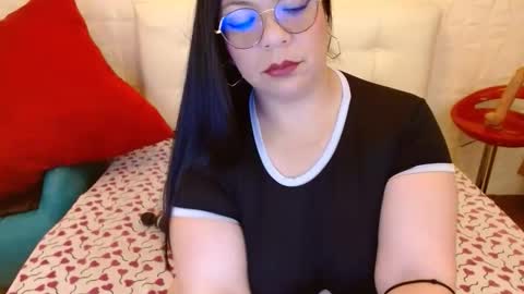 Angie online show from April 12, 6:00 pm