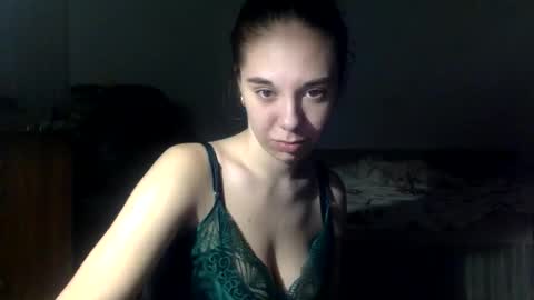 Angel Cute online show from April 8, 9:39 pm