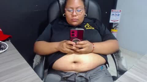 angy online show from April 16, 11:07 pm