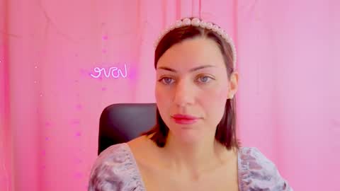 Anni online show from February 4, 6:49 am