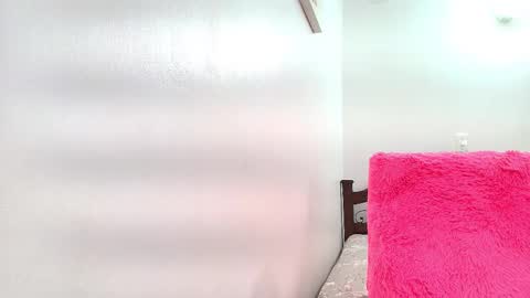 ana independent model online show from March 16, 5:44 am