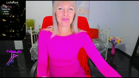 Anita online show from October 28, 9:37 am