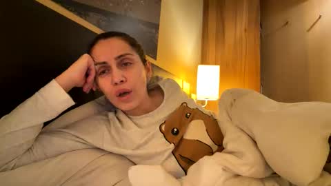 Anna online show from January 7, 8:23 pm