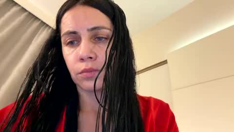 Anna online show from April 3, 7:23 pm