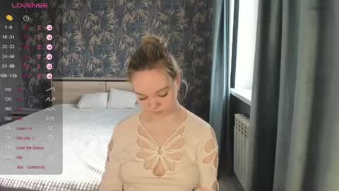 Anna online show from May 29, 1:53 pm