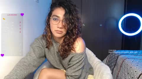 Anna online show from February 18, 2:59 pm