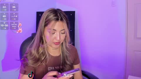 Ana Lucia online show from January 9, 4:06 pm