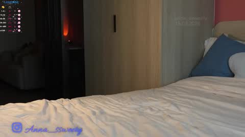 Anna  fansly anna sssweety online show from March 15, 5:42 am