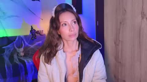 Anna online show from October 18, 3:20 am