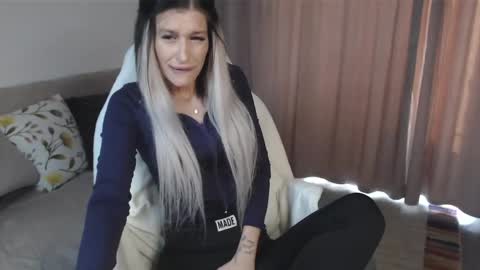 Anna online show from April 24, 4:48 am