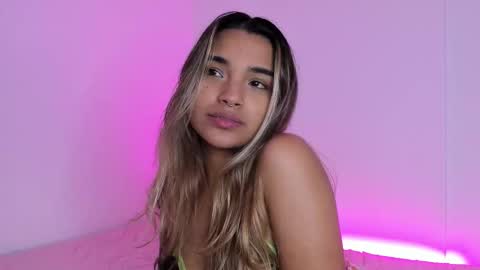 Anne online show from September 25, 10:58 am