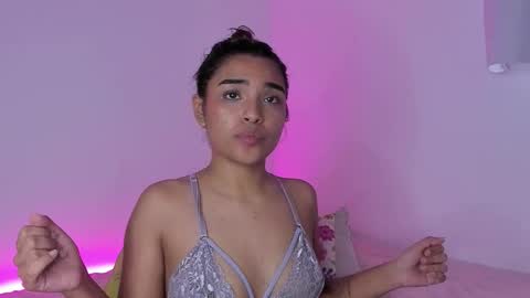 Anne online show from September 27, 11:17 am