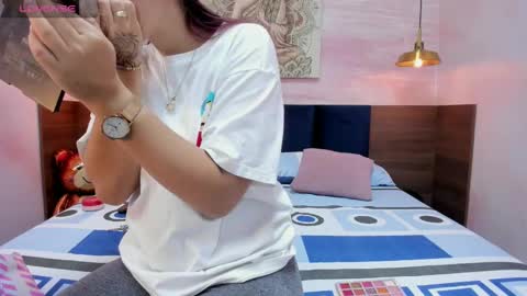 Anne online show from February 20, 3:12 am