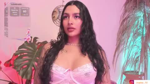 Angel online show from December 3, 12:29 pm