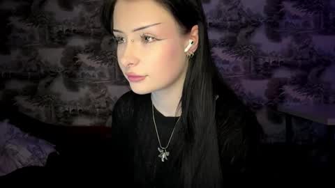 Annet online show from February 21, 11:05 pm