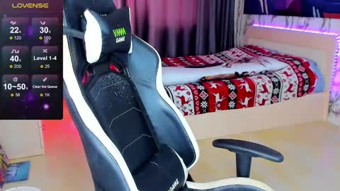 Annie online show from October 15, 8:06 am