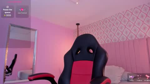 I S A B E L online show from January 9, 12:53 pm