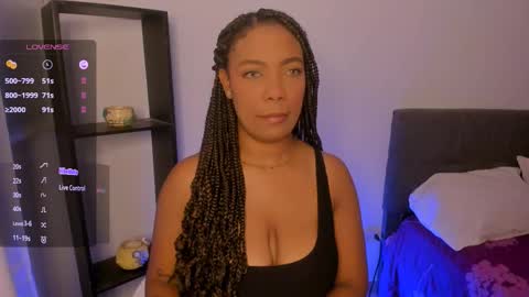 A N N I E online show from October 3, 10:31 am