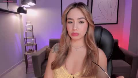 Annie Monroe online show from February 11, 12:17 pm