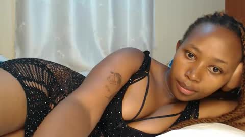 anntekla online show from April 11, 8:07 am