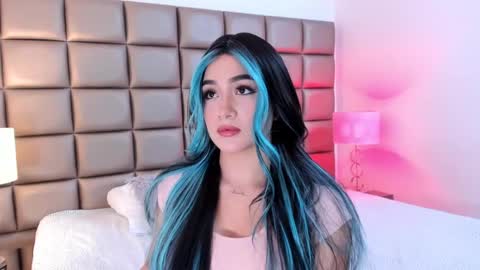    online show from February 3, 9:07 pm