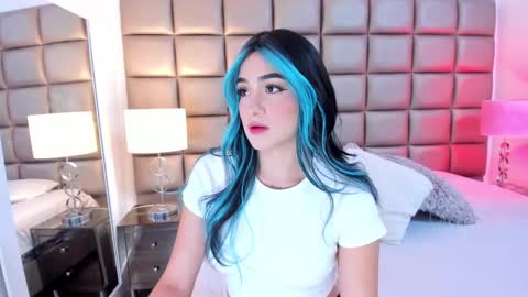    online show from February 1, 9:40 pm