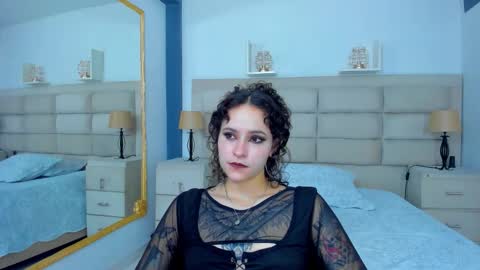 AnnyT online show from September 11, 10:54 pm