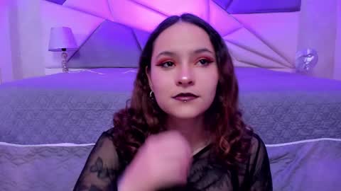 AnnyT online show from February 9, 8:34 pm