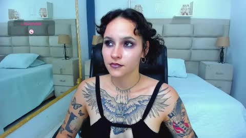 AnnyT online show from September 19, 11:59 pm