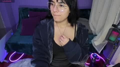 Anto online show from February 24, 6:36 pm