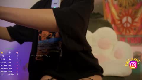 Nell. online show from February 23, 3:07 am