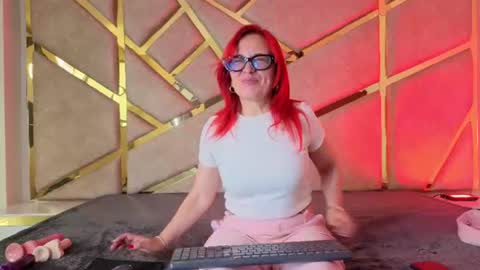   online show from June 11, 7:11 pm